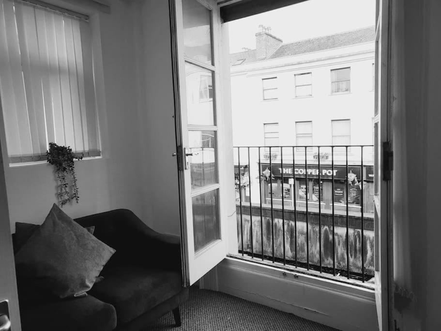 High Street, 2 Bed, Newly Refurb Leamington Spa Exterior foto