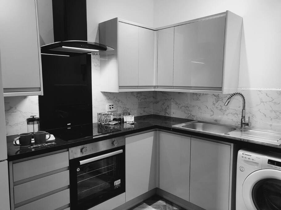 High Street, 2 Bed, Newly Refurb Leamington Spa Exterior foto